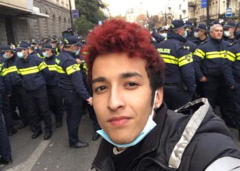 სანდრო ქინქლაძემ ქვეყანა დატოვა – რას წერს აქტივისტი?