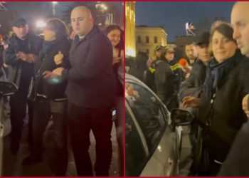 პოლიციის წინააღმდეგობის მიუხედავად, მომიტინგეებმა რუსთაველი გადაკეტეს |