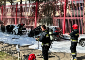 პოლიტკოვსკაიას ქუჩაზე, მსუბუქი ავტომობილი დაიწვა