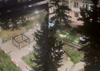 🎥”ბავშვს ურტყამდნენ რკინის ნივთს, უფროსებმა გააშველეს, ყვირილზე გაიქცნენ” – რა მოხდა წყალტუბოს ქუჩაზე?