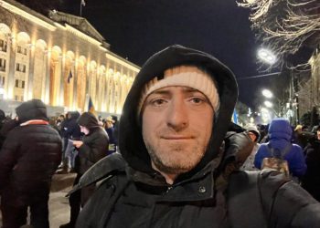 “უბანში 3 ან უფრო მეტი, ბიტით ან ჯოხებით შეიარაღებული პირები ამედევნენ”- ჯანო ჟვანია