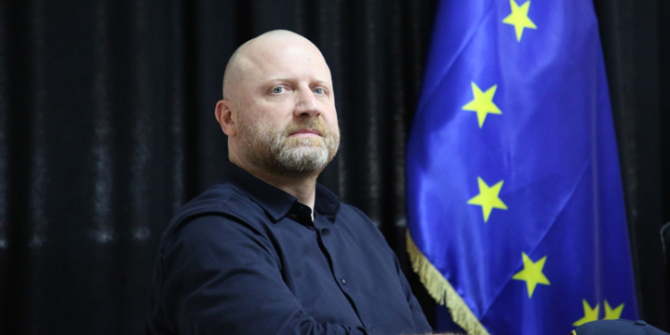 “მადლობა რომ ჩემს გვერდით იყავით”- როგორ ეხმიანება ზურა ჯაფარიძე პარტიიდან წასულებს