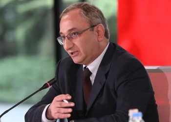 „ამოვიღოთ კონსტიტუციიდან 78-ე მუხლი!“ – რას წერს საზოგადოებრივი მაუწყებლის ბორდის წევრი?