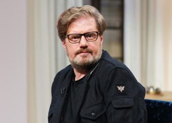 დოიაშვილი “ვასო აბაშიძის სახელობის თეატრის” ხელმძღვანელის თანამდებობიდან გაათავისუფლეს