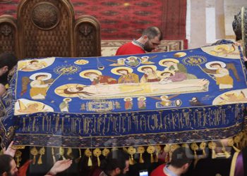 დღეს ვნების კვირის პარასკევია – ტაძრებში გარდამოხსნის რიტუალი შესრულდება