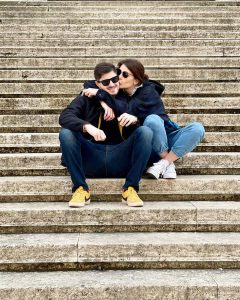 რეზი არველაძის ვაჟის 2 წლის წინანდელი ქორწინება ახლახან გახდა ცნობილი - რომელი ცნობილი ქართველი მსახიობი შეირთო ცოლად?