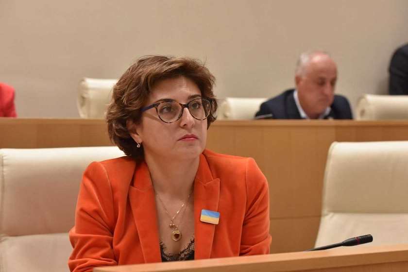 ხათუნა სამნიძე, რომელიც მძიმე სენს ებრძვის, მიმართვას ავრცელებს