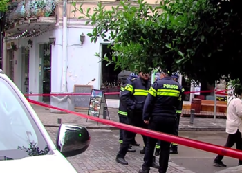 კოტე აფხაზის ქუჩაზე სამაშველო სამსახურია მობილიზებული – რა ხდება ადგილზე?