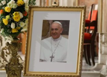 ვატიკანმა გაავრცელა კადრები, სადაც ფრანცისკეს უკანასკნელი განსასვენებელი ჩანს