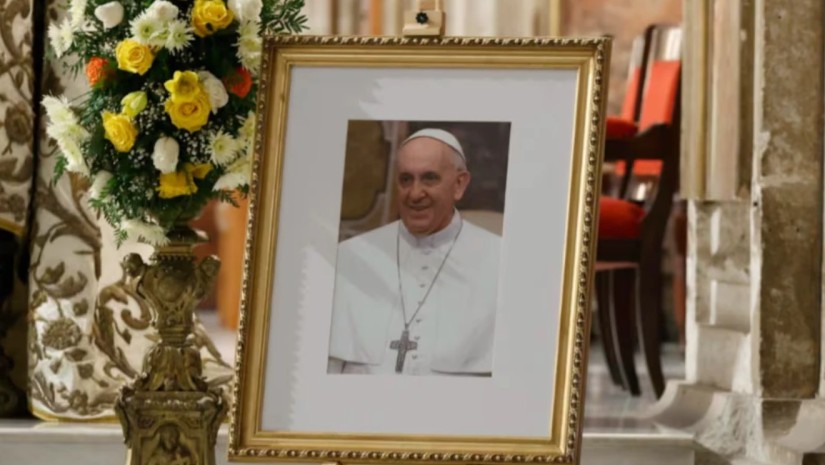 ვატიკანმა გაავრცელა კადრები, სადაც ფრანცისკეს უკანასკნელი განსასვენებელი ჩანს