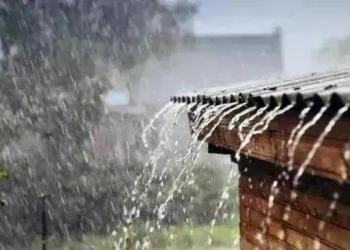 ამინდი მკვეთრად უარესდება – როდემდე შენარჩუნდება ძლიერი წვიმა, სეტყვა და ქარი?