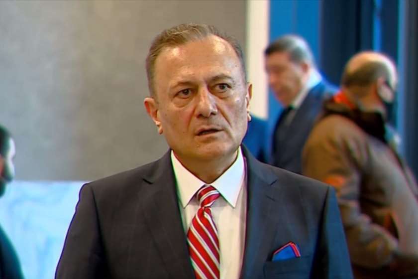 “ეს კაციც ჩამოყალიბებული თაღლითია, უბრალოდ ფული ვერ გაიყვეს და მერე გაუსკდათ”- ვისზე საუბრობს შალვა ნათელაშვილი