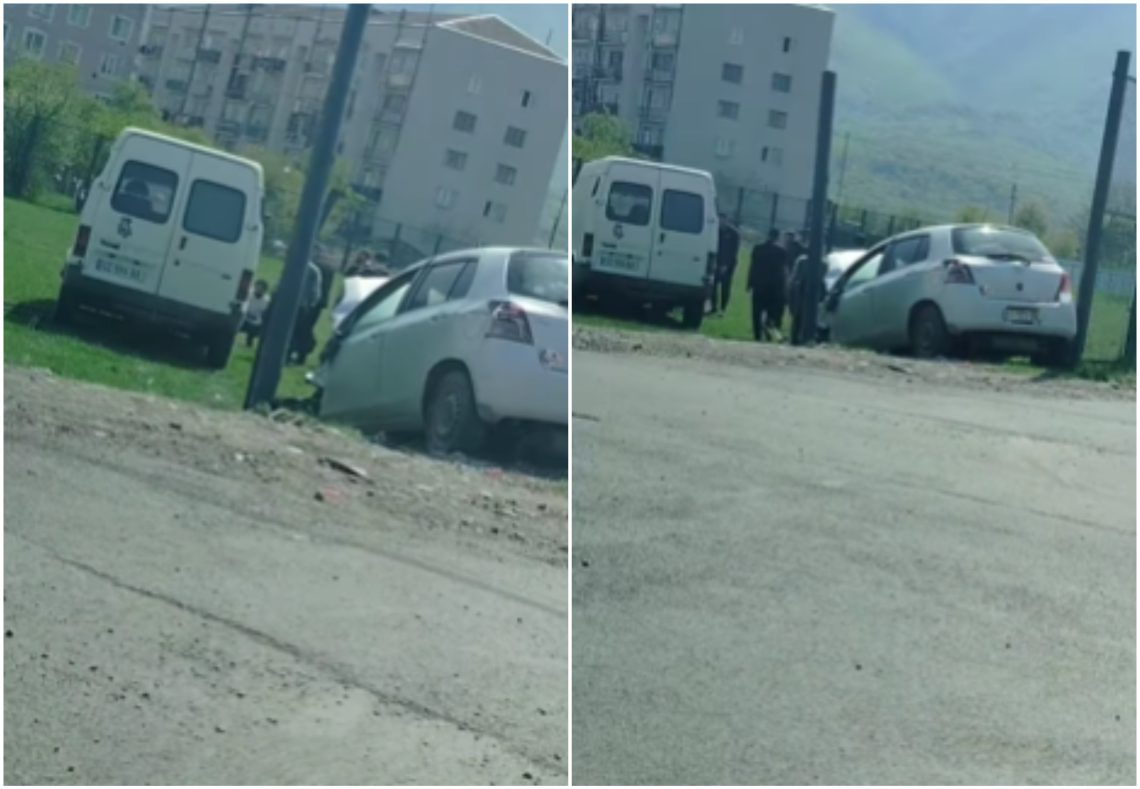 🎥 ხაშურში, ავარიის შედეგად, ორი ავტომობილი რაგბის სტადიონზე გადავარდა – რა ვითარებაა ადგილზე?