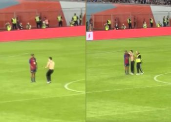 🎥”დინამო არენაზე“ „ბარსელონას“ ლეგენდარული ფეხბურთელის, რონალდინიოს გულშემატკივარი შეიჭრა – ვრცელდება ემოციური კადრები