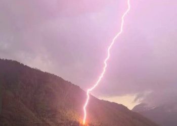 მესტიაში მეხი ჩამოვარდა – ვრცელდება კადრები