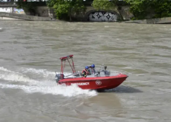 „20-დან 25 წლამდე არიან, სკოლის მეგობრები, მანქანა დაეჯახათ“ – ახალი დეტალები ღამით, მტკვრის სანაპიროზე მომხდარი ავტოავარიის შესახებ