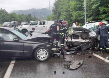 ერთი დაღუპული, სამი დაშავებული – მძიმე ავარია ბათუმი-ქობულეთის გზაზე