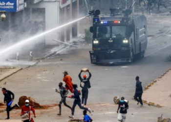 „16 დაღუპული, 400-ზე მეტი დაშავებული“ – რა ხდება კენიაში?