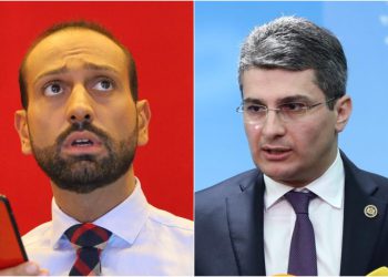 „მამუკა მდინარაძე ჩართული ტელეფონით დასდევს პარლამენტში ჩვენს ჟურნალისტებს“ – რას წერს ნოდარ მელაძე?