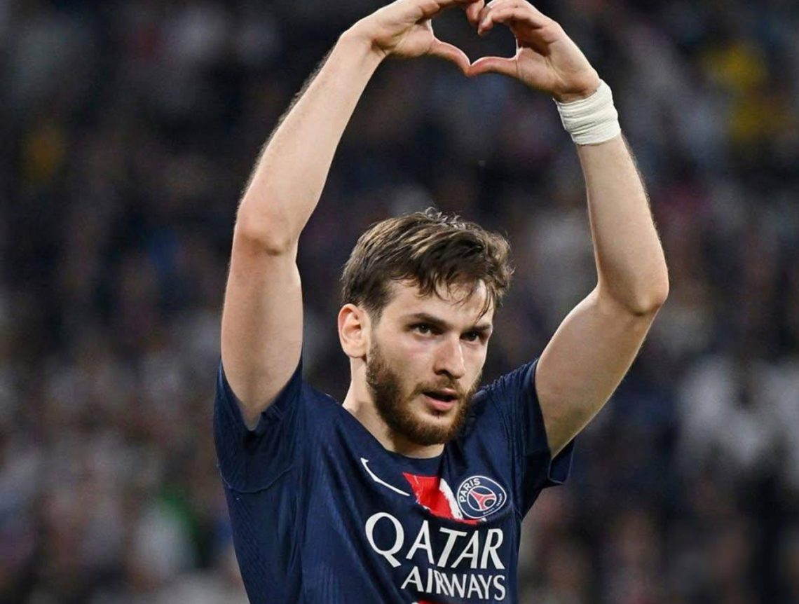 “პარიზი ჯადოსნურია, კვარა ჯადოსნურია, გილოცავთ” – საქართველოში საფრანგეთის საელჩო