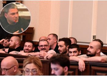 “ვერ დავადასტურებ და ვერც უარვყოფ, რომ მათი ნასროლი მომხვდა. ვერ დავინახე ვინ მესროლა” – რას აცხადებს გდდ-ის თანამშრომელი 11 პირის პროცესზე