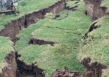 „საცხოვრებლიდან 21 ოჯახი გაიყვანეს“ – ხარაგაულში მეწყრული პროცესი გრძელდება