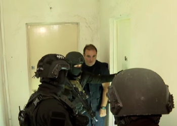 “ხელებს დავულეწავთ ან დავაჭრით და მშობლებს გავუგზავნითო” – შსს მასშტაბური სპეცოპერაციის კადრებს ავრცელებს