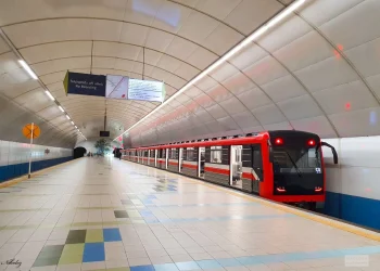 „სახელმწიფო უნივერსიტეტის“ ხაზზე, ერთ-ერთი მგზავრი ლიანდაგებში ჩახტა და გვირაბში გაიქცა – რა ხდება ადგილზე