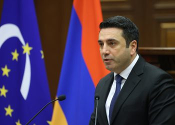 „უნდა ავკრძალოთ ჩვენი საზოგადოების სახლებში რუსული ტელეარხები” – სომხეთის ეროვნული ასამბლეის თავმჯდომარე