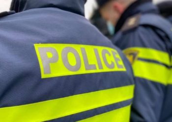 “ურთიერთობის შეწყვეტით გაღიზიანებული ბრალდებული დაზარალებულ ქალს სისტემატურად უთვალთვალებდა, პირადად და მობილურით არასასურველ კომუნიკაციას ამყარებდა და სიცოცხლის მოსპობით ემუქრებოდა” – შსს