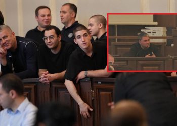 სპეცრაზმელი, რომელიც ამტკიცებს, რომ აქციაზე დაშავდა, ხელს ვერცერთ პატიმარს  ადებს – რა მოხდა პროცესზე