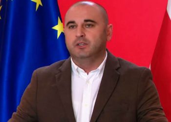 “საზღვარზე არ გაუშვეს” – ვისზე წერს ლევან ხაბეიშვილი