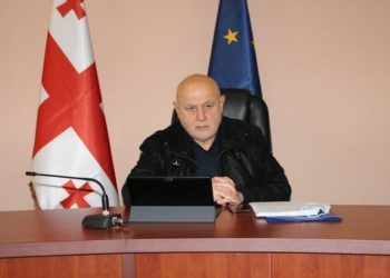 “ცილისწამება და სიცრუეა” – NYT-თან სკანდალური ინტერვიუს ავტორი დავით რაზმაძე მედიასთან პირველ კომენტარს აკეთებს