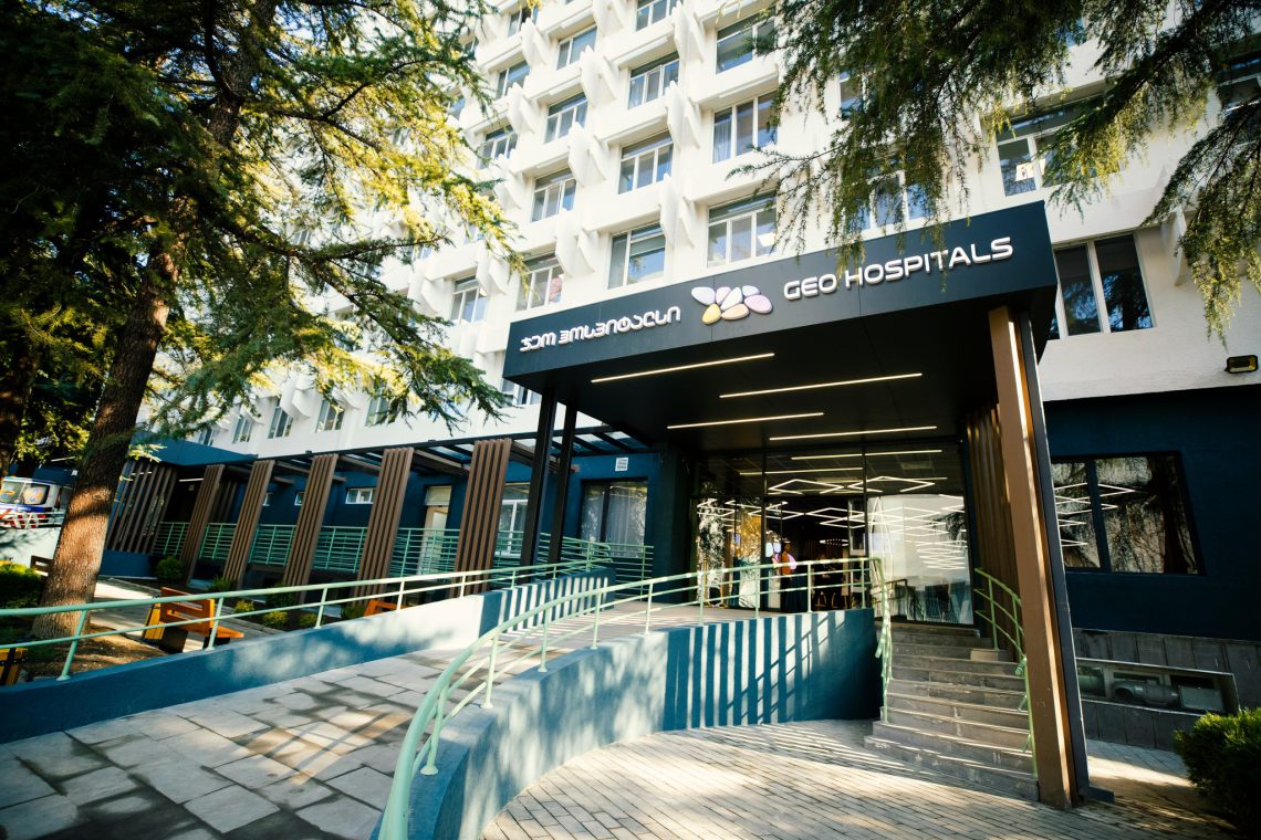 “ჯეო ჰოსპიტალსი” 21 აგვისტოს კლინიკაში შეყვანილ პაციენტთან, ანზორ დავითურთან დაკავშირებით განცხადებას ავრცელებს