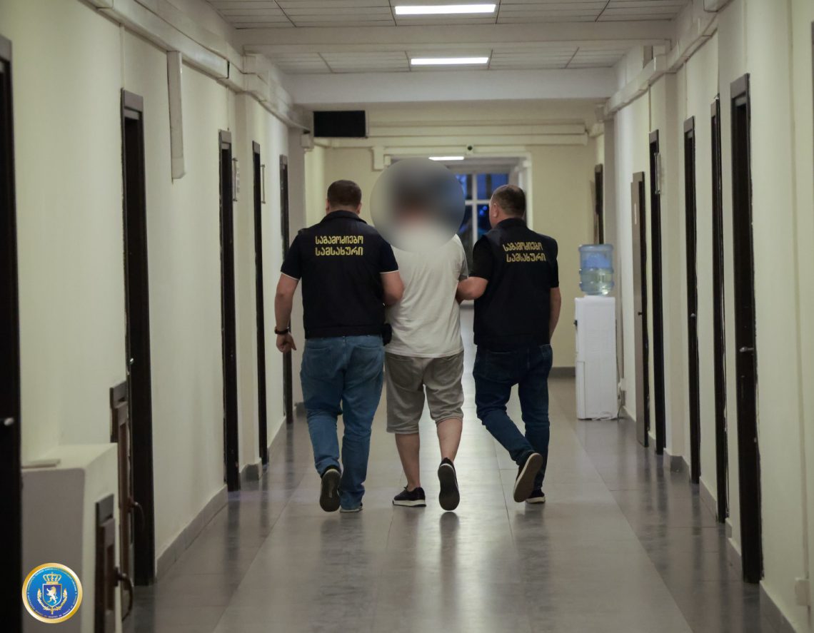 “საგამოძიებო მოქმედებების შედეგად, ორგანიზებული ჯგუფის სამი წევრი დავაკავეთ” – ფინანსთა სამინისტროს საგამოძიებო სასამხურიური