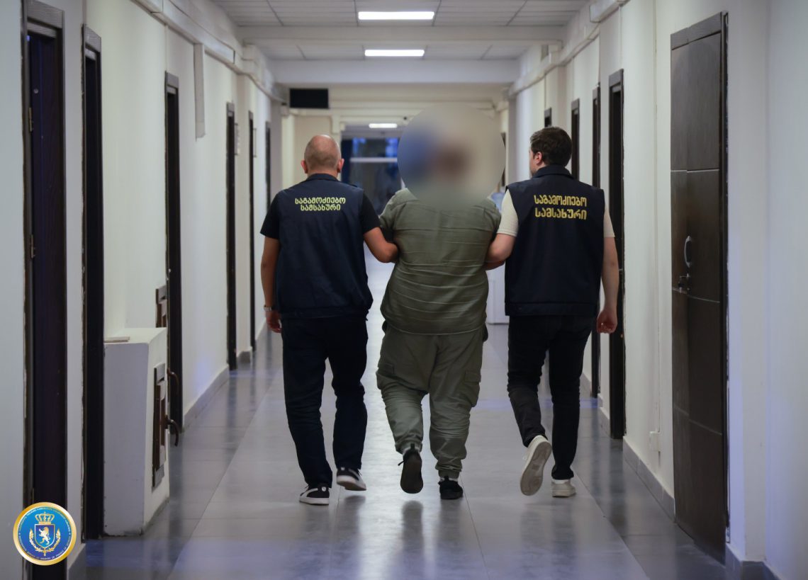 “დიდი ოდენობით სხვისი ქონების მოტყუებით დაუფლების მცდელობის ფაქტზე ორი პირი დავაკავეთ” – საგამოძიებო სამსახური განცხადებას ავრცელებს