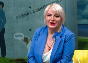 არსებული ინფორმაციით, პროსტიტუციის ბრალდებით დაკავებულთა შორის მომღერალი ხატია წერეთელიცაა