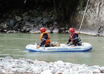 რამდენიმე საათიანი ძებნის შემდეგ, მდინარე სუფსაში მაშველებმა მოზარდის ცხედარი იპოვეს