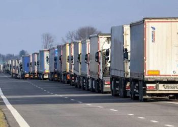 „საბაჟოზე ათასზე მეტი აალებადი მასის მქონე ნივთიერებით დატვირთული ტრაილერი დგას, ეს სახიფათოა“ – ვახტანგ იობაშვილი