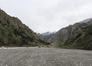 მცხეთა-შიომღვიმის მონასტრის გზაზე მთის ფერდი ჩამოიშალა – გზების დეპარტამენტი მძღოლებს აფრთხილებს