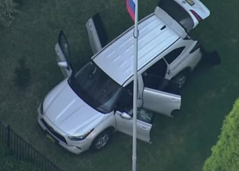 სიდნეიში რუსეთის საკონსულოში მანქანა შევარდა