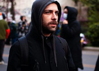 შსს-ს ცნობით, გელა ხასაია ჯანმრთელობის განზრახ მსუბუქი დაზიანების ბრალდებით დააკავეს – მას 3 წლამდე პატიმრობა ემუქრება