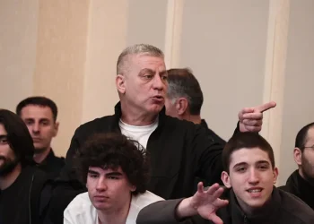 ვასილ კაძელაშვილს სასამართლომ 2.5 წელი მიუსაჯა