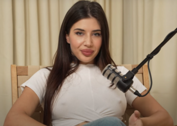 მოსამართლემ არასრულწლოვანი ცემაში ბრალდებული მკლავჭიდელი ქალი სხდომათა დარბაზიდან გააძევა