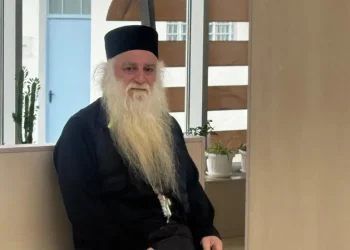 არქიმანდრიტმა დოროთე ყურაშვილმა რუსთავის ციხეში ლევან ხაბეიშვილი მოინახულა