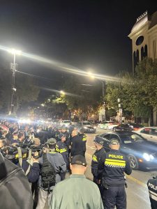 რუსთაველზე ამ დროისთვის  მოძრაობა აღდგენილია - კადრები ადგილიდან