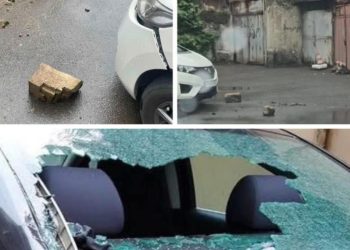 ცინცაძის ქუჩაზე, მიწის ფერდობი ჩამოიშალა და მანქანებს დაეცა