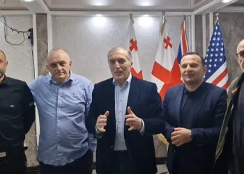 პროკურატურის ცნობით, პაატა ბურჭულაძეს, მურთაზ ზოდელავას, ირაკლი ნადირაძეს, პაატა მანჯგალაძეს და ლაშა ბერიძეს 4 ოქტომბრის საქმეზე ბრალდება წარუდგინეს