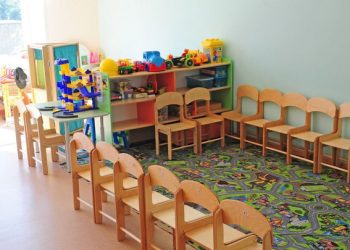 ზუგდიდის მე-14 საბავშვო ბაღში აღმზრდელმა 3 წლამდე ბავშვს სცემა – რა ინფორმაცია ვრცელდება