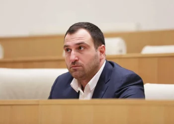 “3 წლის განმავლობაში მოგიწევთ ყოველ დღე თავის მართლება, რომ თქვენ არ ხართ ნაცები” – კირცხალია გახარიას პარტიას